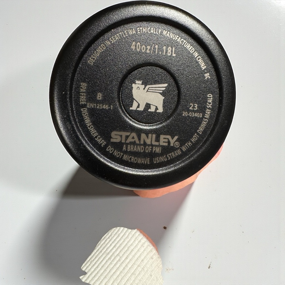 Stanley Flip Straw Quencher ProTour Tumbler 40 oz NIB Black - Picture 10 of 14